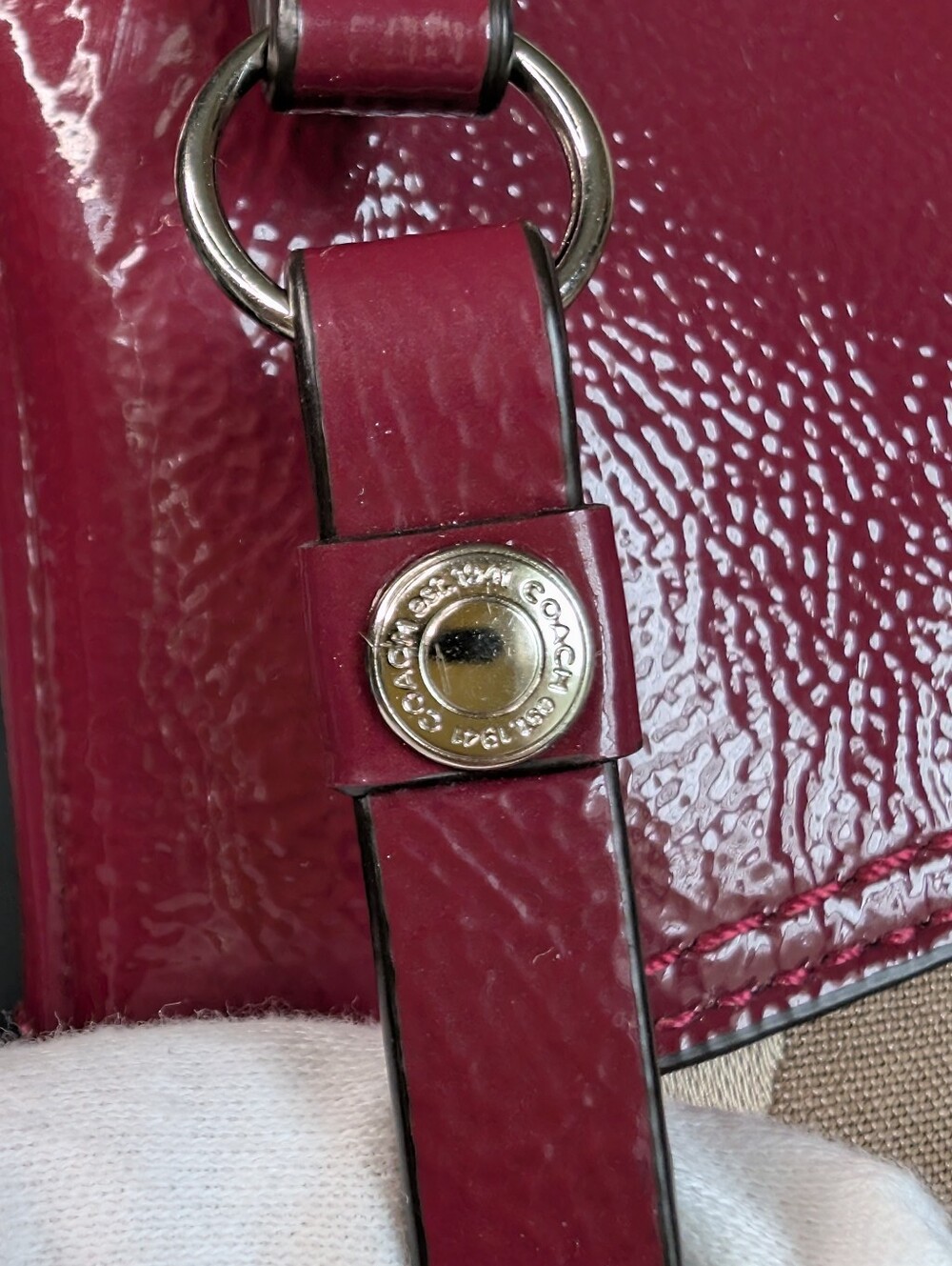 Coach Laura Signature Tote F18335 -Berry - Picture 9 of 14